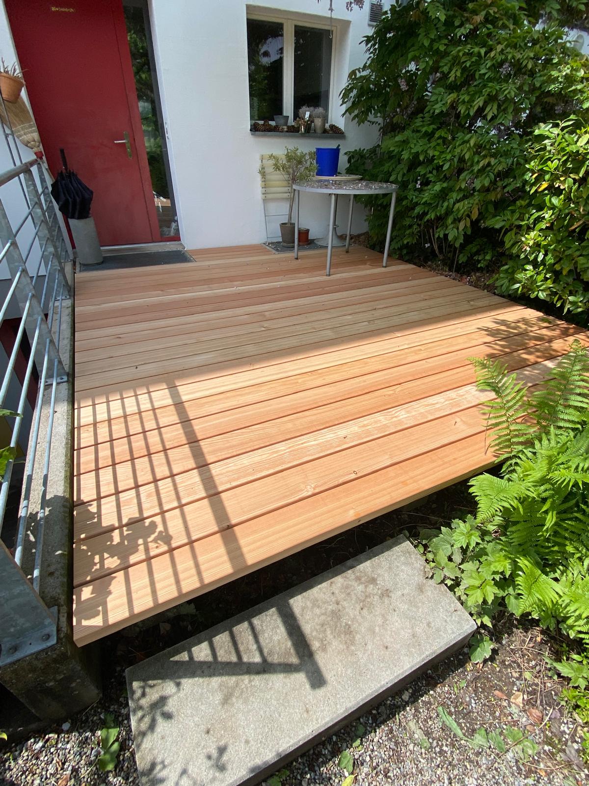 Lärche-Terrasse Gesamtansicht – RT Möbelschreinerei Regensdorf